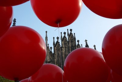 Elisabethenkirche with balloons