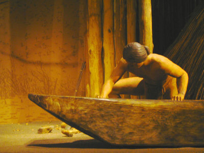Working on his canoe.jpg(366)