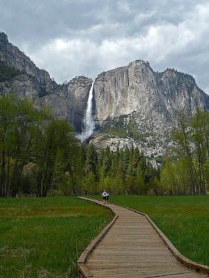 Sentinel Boardwalk & Yosemite Falls