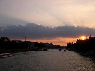 Sunset viewed from Pont des Arts