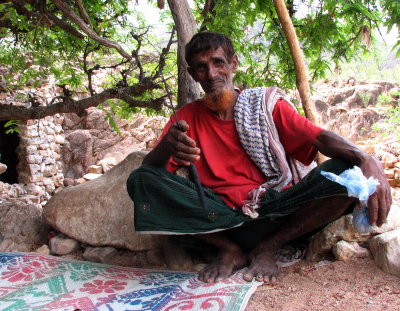 Socotri bedouin in Wadi Ayhaft