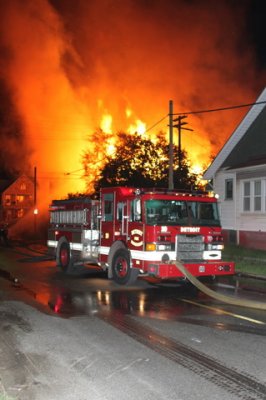 2008_detroit_houses_fire_5600_cambell_at_mcgraw-00.JPG