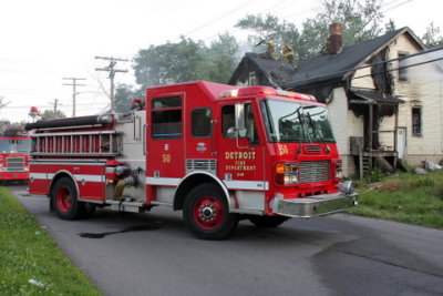 2008_detroit_house_fire_evanston_and_barrett-5.JPG