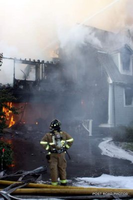 2009_house_fire_marblehead_massachusetts_captains_walk_pic-12.jpg