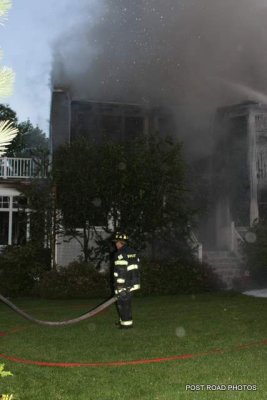 2009_house_fire_marblehead_massachusetts_captains_walk_pic-32.jpg