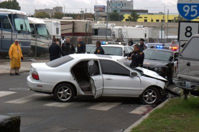 20071025_bridgeport_police_broad_and_railroad-01.jpg