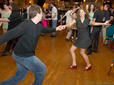 Chiles and Amy swing out