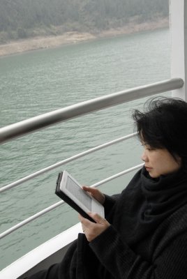 Kindle on the Yangtse 6709mly.jpg