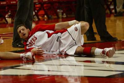 WKU Men vs Arizona 1/02/06