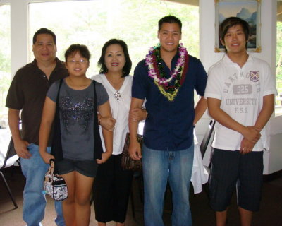 Uncle Roy, cousins and Aunty Wendi