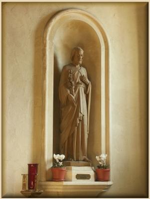 Altar Statue