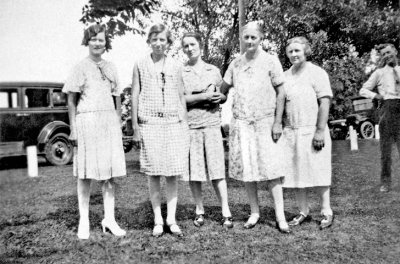 Hultquist Family Women
