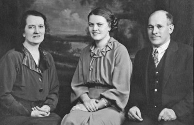 Esther, Evelyn, & George Olson