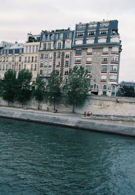 Seine scene