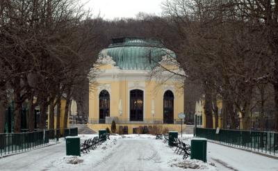 Pavillon-in-Schnbrunn.jpg