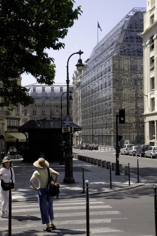 YesItsParis060716.jpg