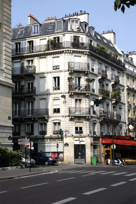 GreenAptParis060713.jpg