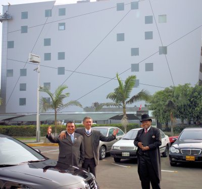20080626_5drivers-xedbldg.JPG