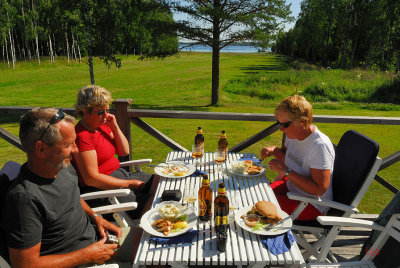 Alternativ lunch på Jopiksgården på Hindersön, en pärla.