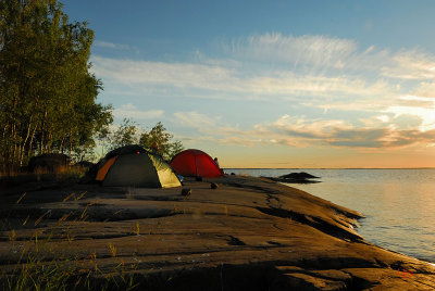Nästa natt sov vi på en klippa