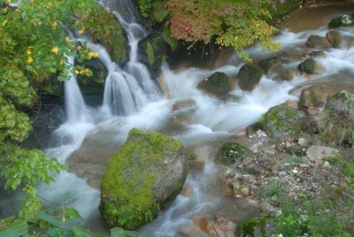 Small waterfall in Niseko DSC_05120001.JPG