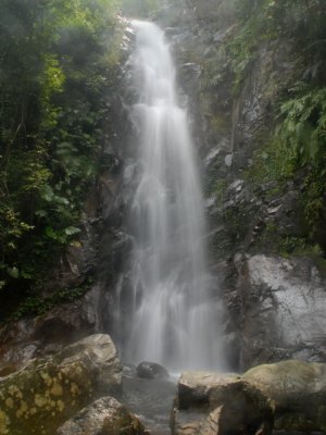 Ng Tung waterfall DSC_0440.JPG