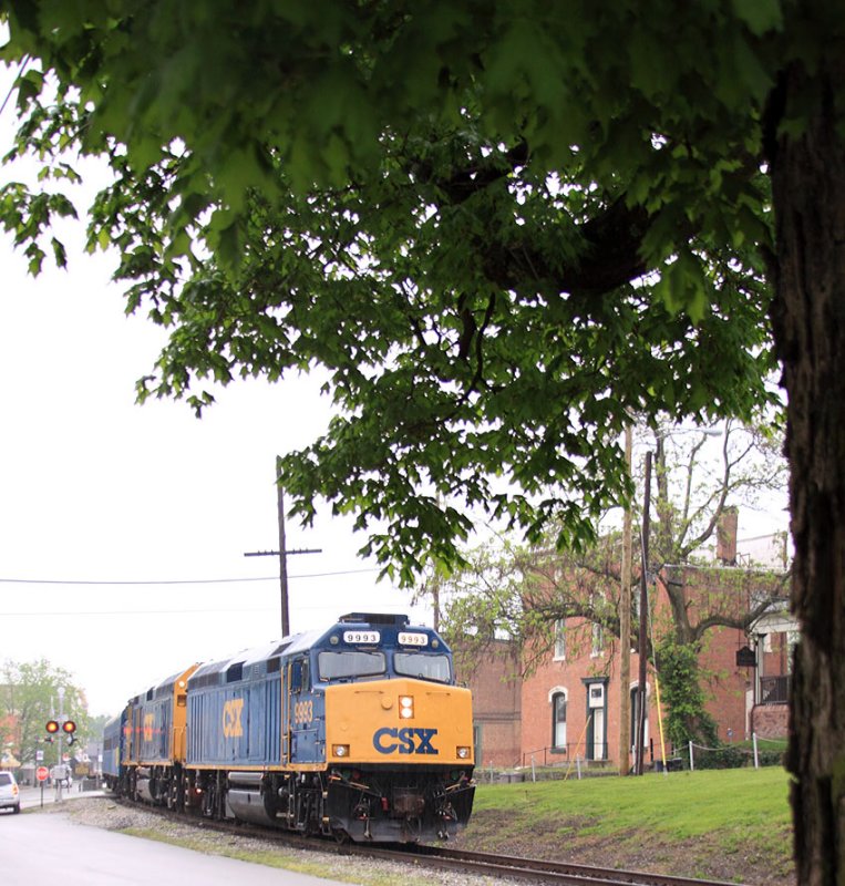 The CSX tderby train sits at Midway ready to load passengers for Louisville