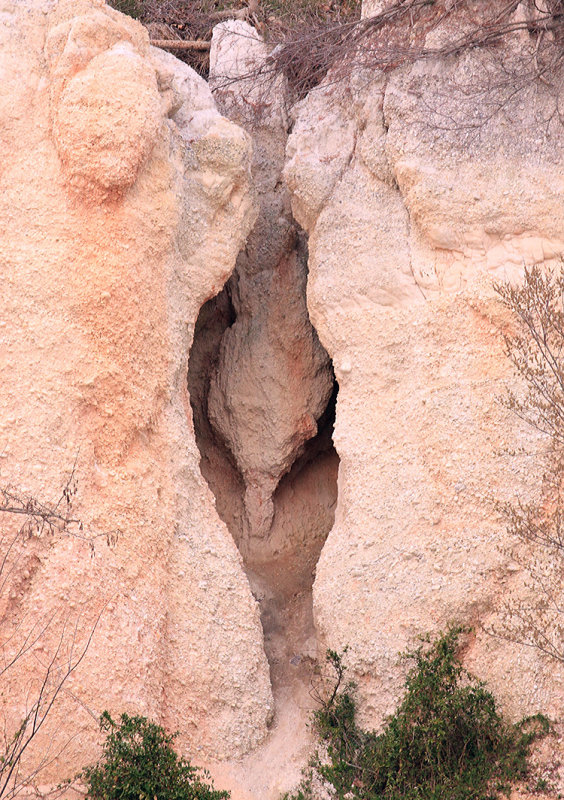 A rather unique rock formation near Kentucky Lake