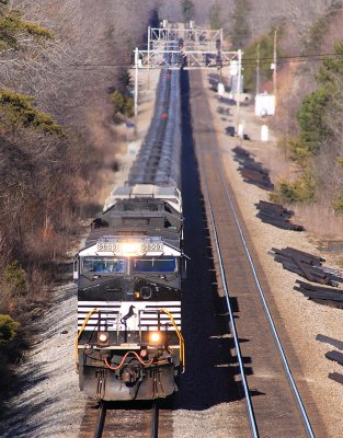 Southbound NS 63Z, a unit Ethanol train 