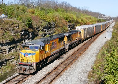 A pair of UP motors take NS 287 away from the wye