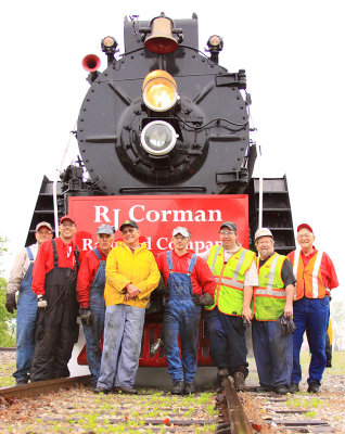 The Corman steam crew poses for a group shot after pulling the Derby train to the wye near Bagdad