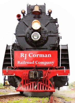 RJC 2008 sits in the siding at Lewis during a service stop 
