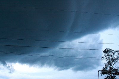 Wall cloud with rotation