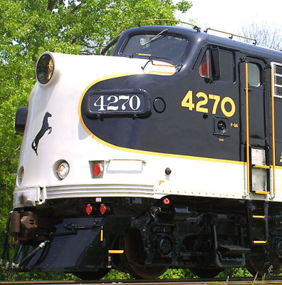 NS 4270 at Louisville KY