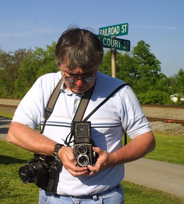 Willy Davis and his vintage Rolleicord at Burgin Ky