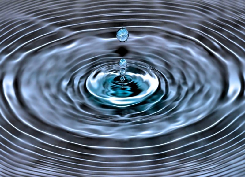 9th Place <br>Water Drop <br>by Larry