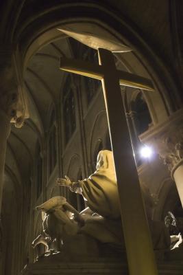 Perspective of Glory - Notre Dame - Paris