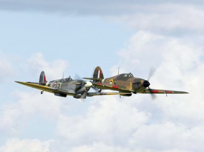 Spitfire and Hurricane. 556D0174 2_ copy 3.jpg