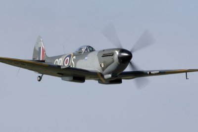 Spitfire I0H7340 copy 3a.jpg