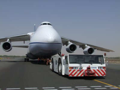 1431 11th March 09 AN124 towing at Sharjah Airport