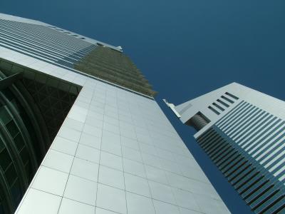 1322 11th Jan 06 Emirates Towers Dubai.JPG