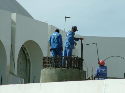 1522 5th April 06 Ongoing construction at Sharjah Airport.JPG
