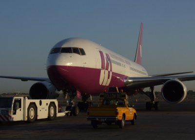 0706 27th October 07 UKIA 767 pushing back at Sharjah Airport.JPG