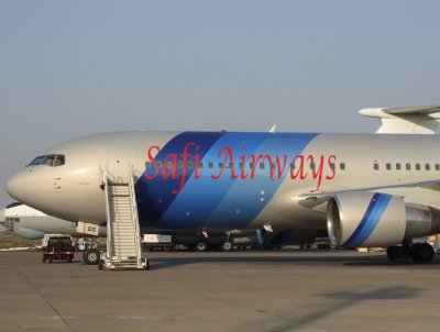 1602 22nd November 07 Safi Airways 767 at Sharjah Airport.JPG