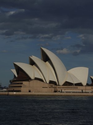 Opera House in the clearing sun Sydney.JPG