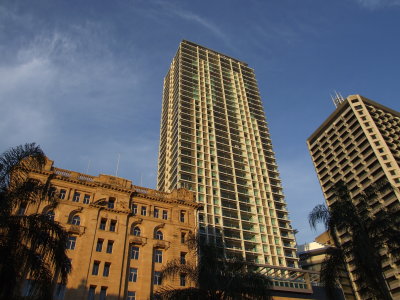 Architectural Contrasts Brisbane.JPG