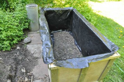 09_line_with_plastic_open_bottom.JPG