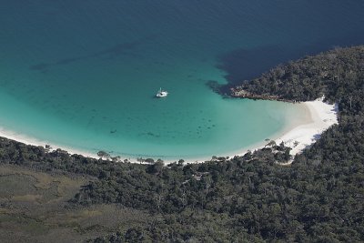 WINEGLASS BAY 2.jpg