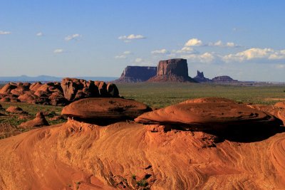 Mystery Valley Garden - Monument Valley