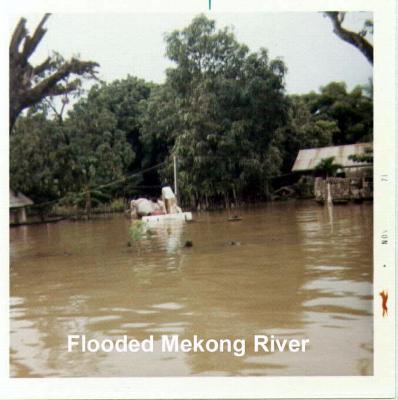 flooded Mekong river, Udorn 71